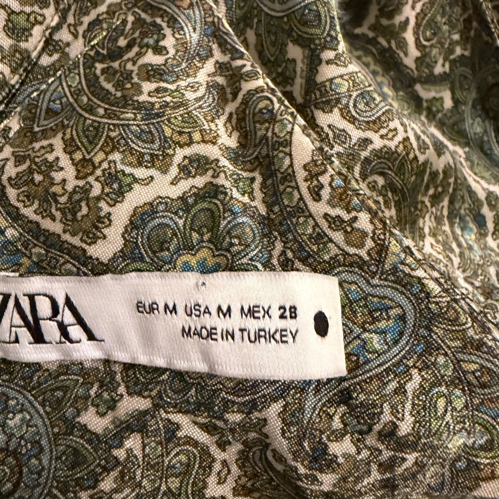 Elegant‎ slip Green  Patterned Dress - Picture 5 of 7